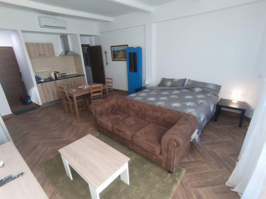 شقة Mini Loft بيسيريل دي لا سييرا المظهر الخارجي الصورة